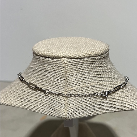 Elegant Silver Chain Necklace - Picture 2 of 2